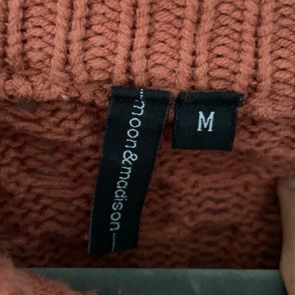 Mauve knit sweater - Picture 2 of 4